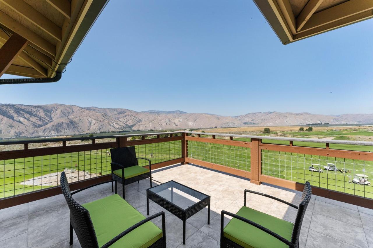 Desert Canyon Golf *